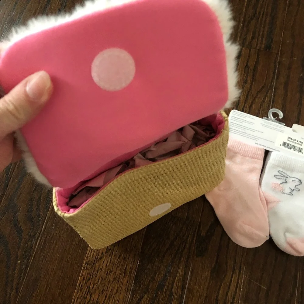 Easter Bundle x2: NEW W/TAGS! Cat & Jack Fuzzy Bunny Straw Purse & 6-12M Socks